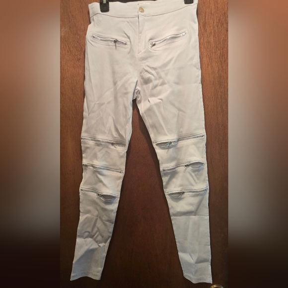 Aiweiyi White Skinny Jeans/leggins with Zipper Details Sz13 NWT - Picture 2 of 8